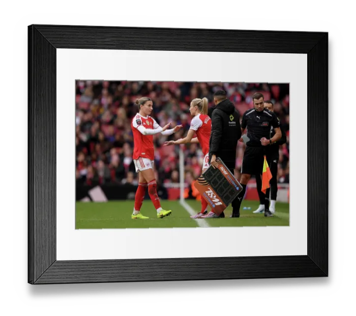 Framed Print : Arsenal v Manchester City - Barclays Women's Super League Arsenal v Manchester City - Barclays Women's Super League Framed Print : Arsenal v Manchester City - Barclays Women's Super League Arsenal v Manchester City - Barclays Women's Super League