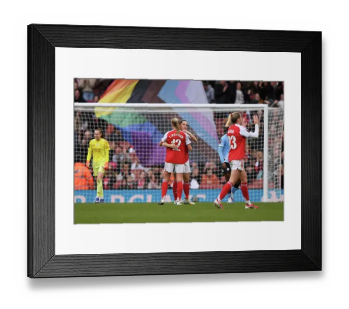 Framed Print : Arsenal v Manchester City - Barclays Women's Super League Arsenal v Manchester City - Barclays Women's Super League Framed Print : Arsenal v Manchester City - Barclays Women's Super League Arsenal v Manchester City - Barclays Women's Super League