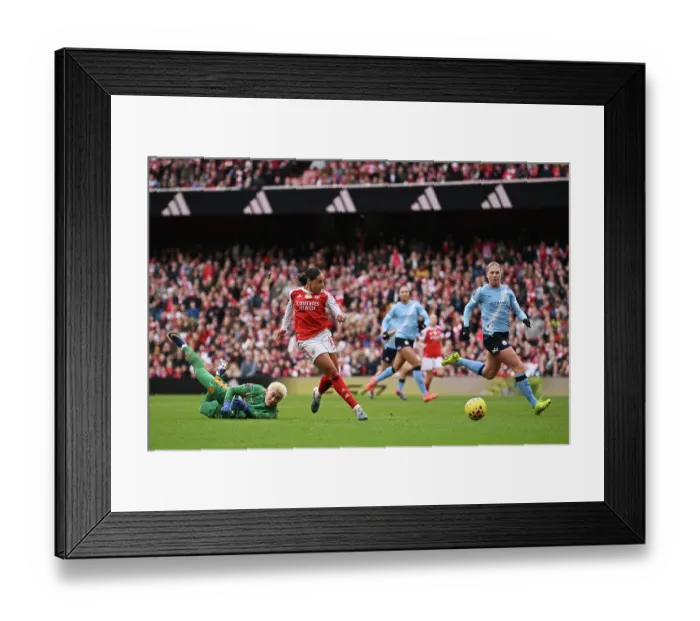 Framed Print : Arsenal v Manchester City - Barclays Women's Super League Arsenal v Manchester City - Barclays Women's Super League Framed Print : Arsenal v Manchester City - Barclays Women's Super League Arsenal v Manchester City - Barclays Women's Super League