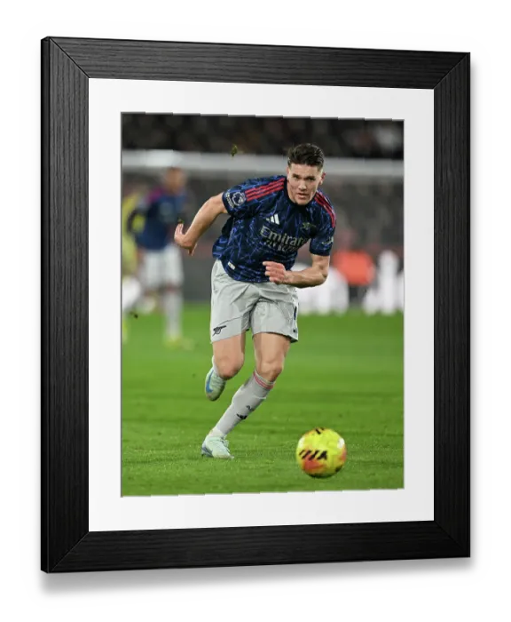 Framed Print : Brentford v Arsenal - Premier League