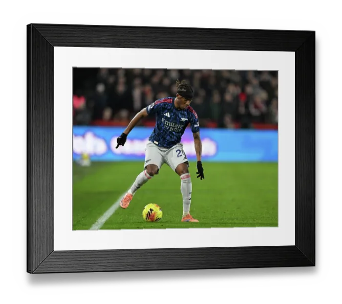 Framed Print : Brentford v Arsenal - Premier League Framed Print : Brentford v Arsenal - Premier League