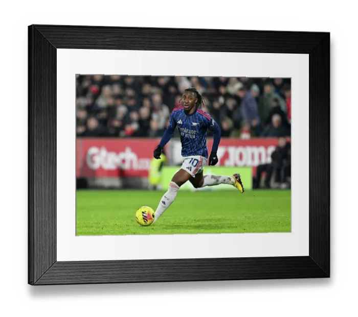 Framed Print : Brentford v Arsenal - Premier League Framed Print : Brentford v Arsenal - Premier League
