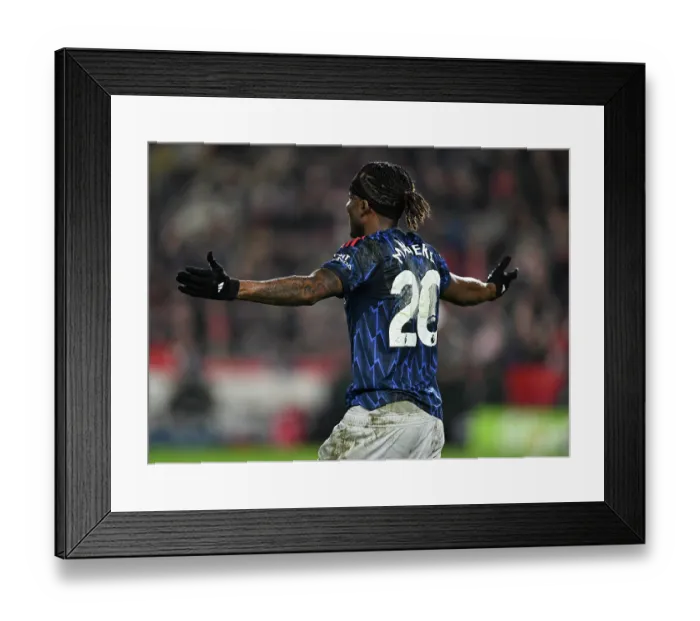 Framed Print : Brentford v Arsenal - Premier League