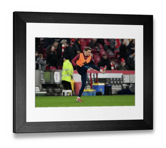 Framed Print : Brentford v Arsenal - Premier League Framed Print : Brentford v Arsenal - Premier League