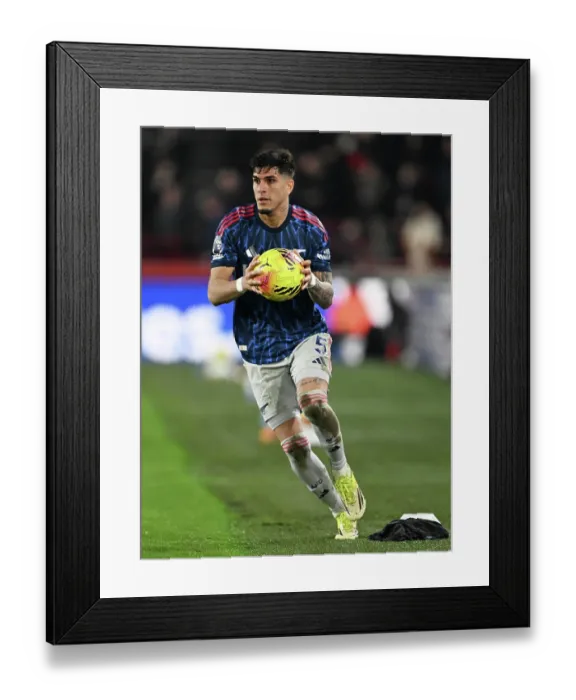 Framed Print : Brentford v Arsenal - Premier League Framed Print : Brentford v Arsenal - Premier League