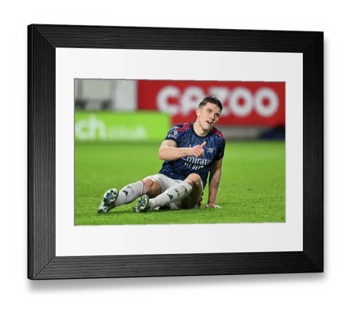 Framed Print : Brentford v Arsenal - Premier League