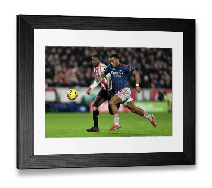 Framed Print : Brentford v Arsenal - Premier League Framed Print : Brentford v Arsenal - Premier League