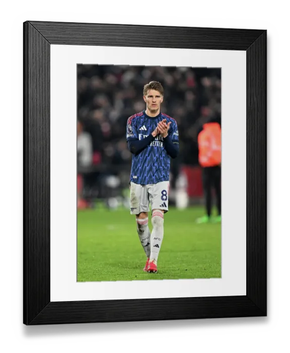 Framed Print : Brentford v Arsenal - Premier League Framed Print : Brentford v Arsenal - Premier League