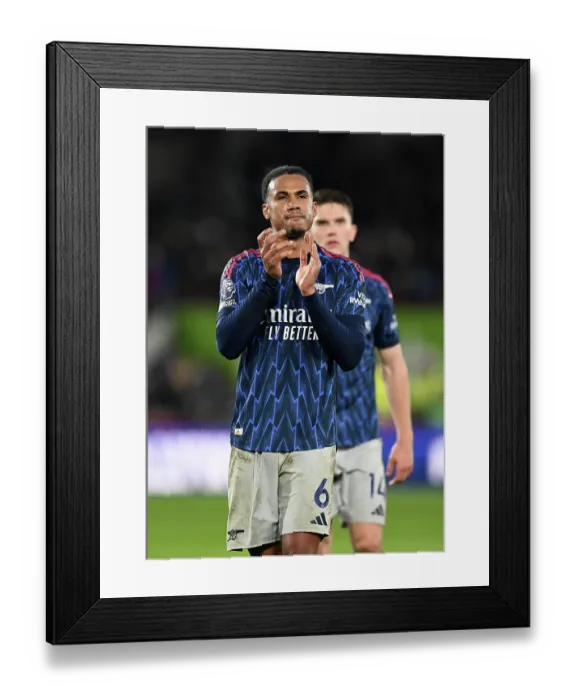 Framed Print : Brentford v Arsenal - Premier League Framed Print : Brentford v Arsenal - Premier League