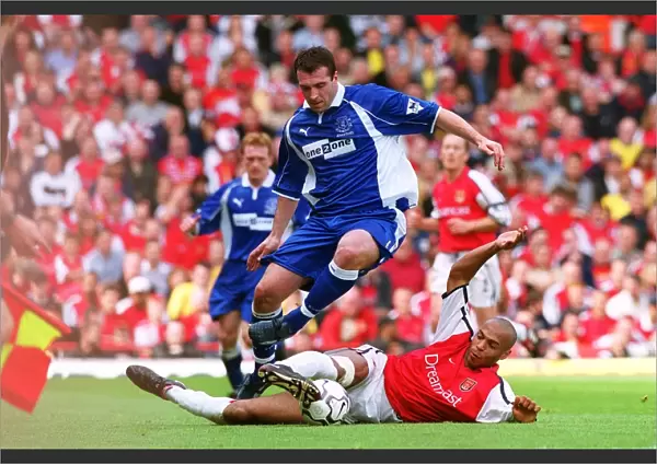 Thierry Henry (Arsenal) David Unsworth (Everton). Arsenal 4: 3 Everton, F. A