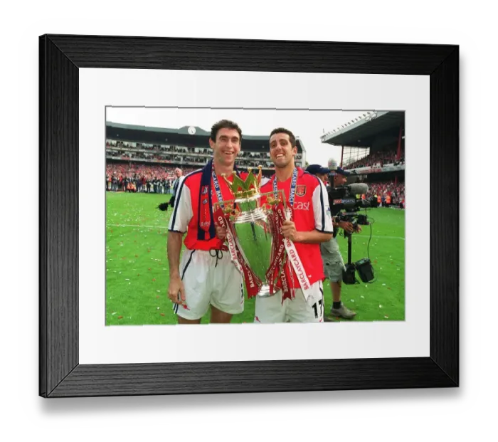 Framed Print : Martin Keown and Edu lift the F. A. Barclaycard Premiership Trophy