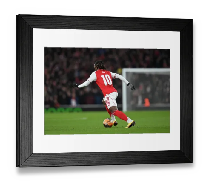 Framed Print : Arsenal v Wigan Athletic - Emirates FA Cup Fourth Round
