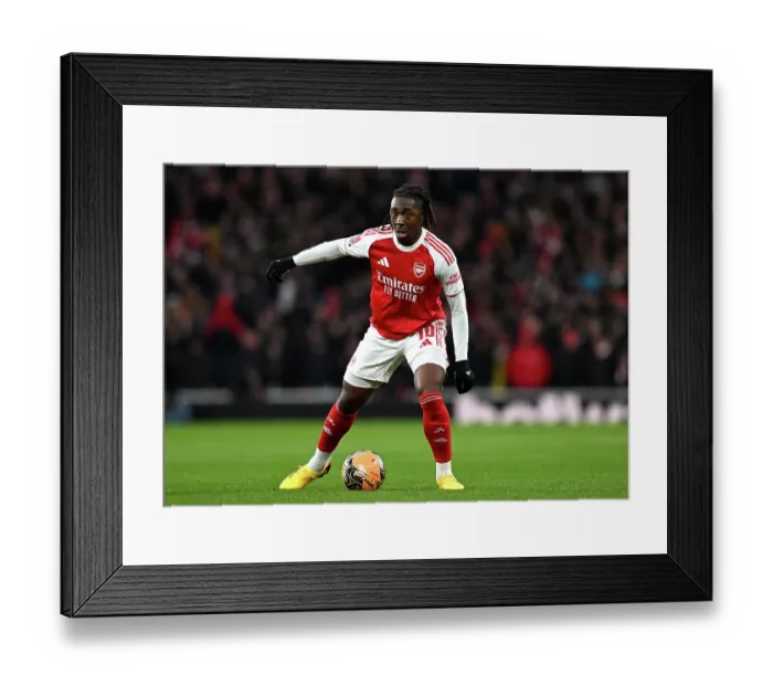 Framed Print : Arsenal v Wigan Athletic - Emirates FA Cup Fourth Round