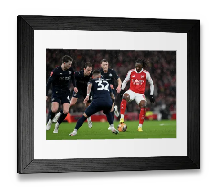 Framed Print : Arsenal v Wigan Athletic - Emirates FA Cup Fourth Round Framed Print : Arsenal v Wigan Athletic - Emirates FA Cup Fourth Round