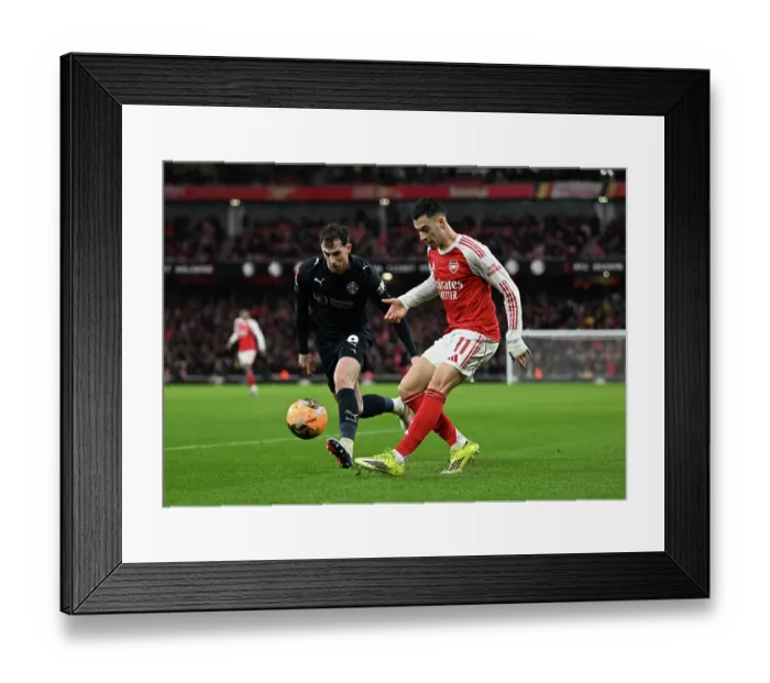 Framed Print : Arsenal v Wigan Athletic - Emirates FA Cup Fourth Round