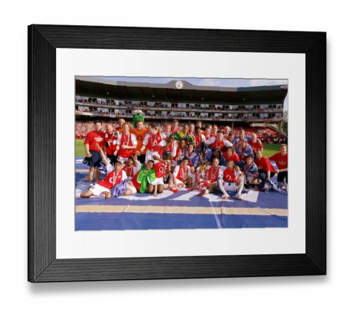 Framed Print : Arsenal vs Leicester City: 2005-06 Match