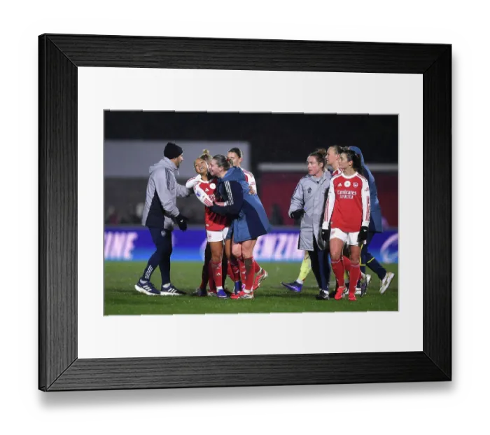 Framed Print : Arsenal Women FC v OH Leuven - UEFA Women's Champions League 2025 / 26 KO play-offs Second Leg Arsenal Women FC v OH Leuven - UEFA Women's Champions League 2025 / 26 KO play-offs