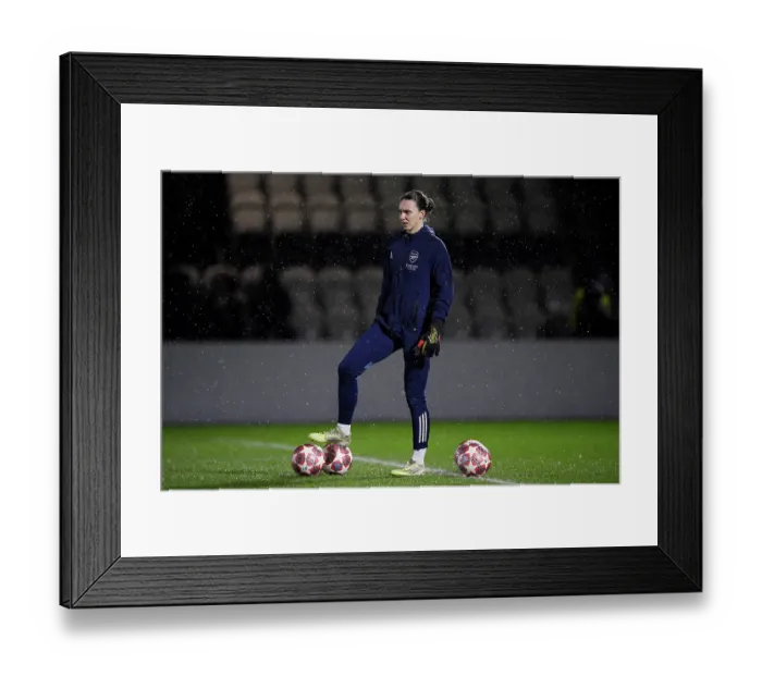 Framed Print : Arsenal Women FC v OH Leuven - UEFA Women's Champions League 2025 / 26 KO play-offs Second Leg Arsenal Women FC v OH Leuven - UEFA Women's Champions League 2025 / 26 KO play-offs