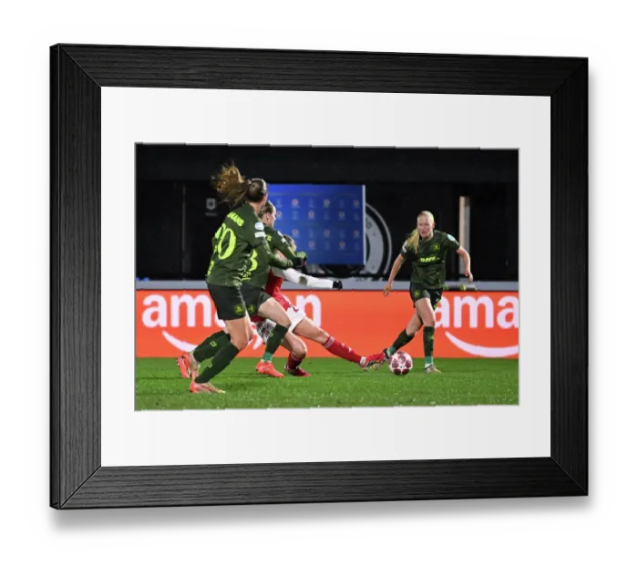 Framed Print : Arsenal Women FC v OH Leuven - UEFA Women's Champions League 2025 / 26 KO play-offs Second Leg Arsenal Women FC v OH Leuven - UEFA Women's Champions League 2025 / 26 KO play-offs Framed Print : Arsenal Women FC v OH Leuven - UEFA Women's Champions League 2025 / 26 KO play-offs Second Leg Arsenal Women FC v OH Leuven - UEFA Women's Champions League 2025 / 26 KO play-offs