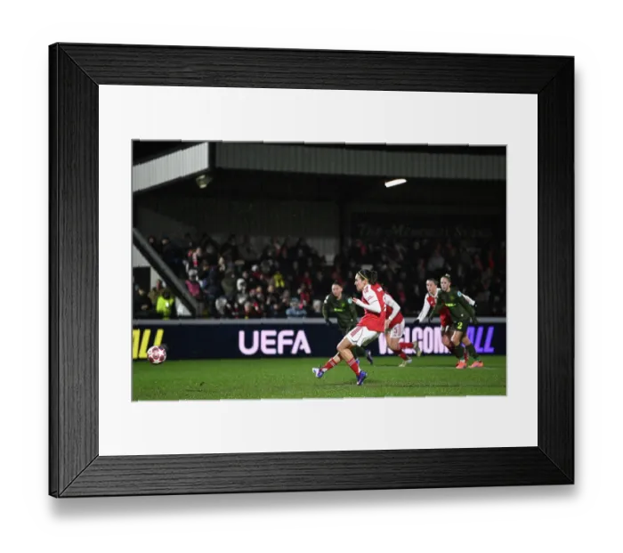 Framed Print : Arsenal Women FC v OH Leuven - UEFA Women's Champions League 2025 / 26 KO play-offs Second Leg Arsenal Women FC v OH Leuven - UEFA Women's Champions League 2025 / 26 KO play-offs