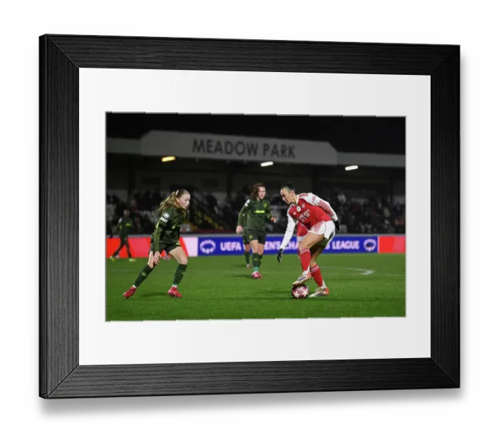 Framed Print : Arsenal Women FC v OH Leuven - UEFA Women's Champions League 2025 / 26 KO play-offs Second Leg Arsenal Women FC v OH Leuven - UEFA Women's Champions League 2025 / 26 KO play-offs