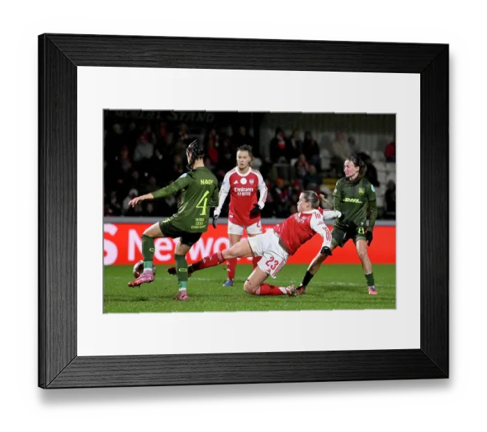 Framed Print : Arsenal Women FC v OH Leuven - UEFA Women's Champions League 2025 / 26 KO play-offs Second Leg Arsenal Women FC v OH Leuven - UEFA Women's Champions League 2025 / 26 KO play-offs