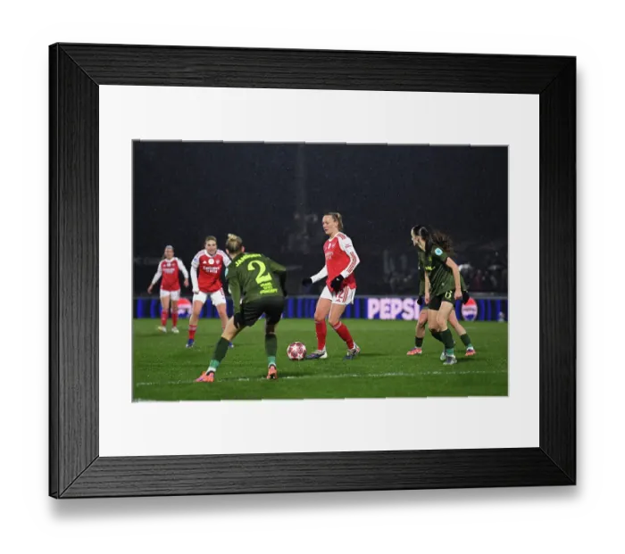 Framed Print : Arsenal Women FC v OH Leuven - UEFA Women's Champions League 2025 / 26 KO play-offs Second Leg Arsenal Women FC v OH Leuven - UEFA Women's Champions League 2025 / 26 KO play-offs