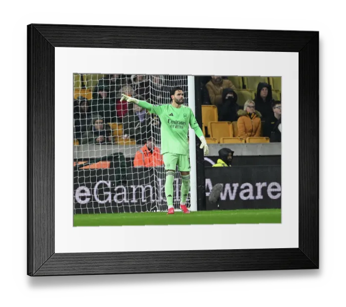 Framed Print : Wolverhampton Wanderers v Arsenal - Premier League Framed Print : Wolverhampton Wanderers v Arsenal - Premier League