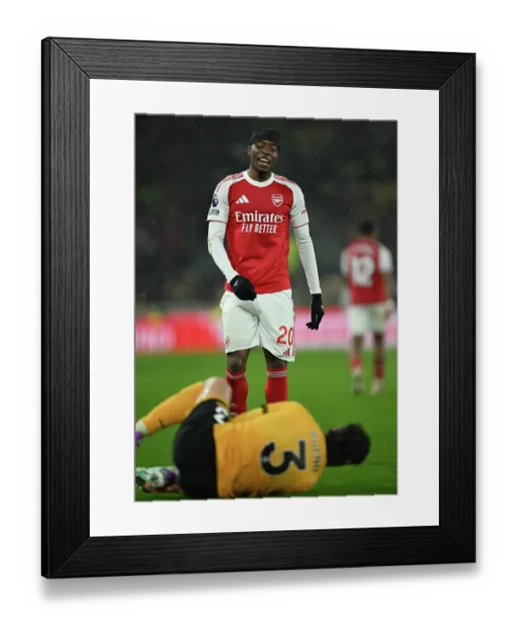 Framed Print : Wolverhampton Wanderers v Arsenal - Premier League
