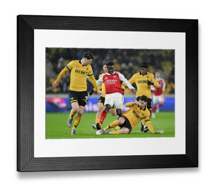 Framed Print : Wolverhampton Wanderers v Arsenal - Premier League Framed Print : Wolverhampton Wanderers v Arsenal - Premier League