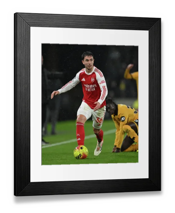 Framed Print : Wolverhampton Wanderers v Arsenal - Premier League Framed Print : Wolverhampton Wanderers v Arsenal - Premier League