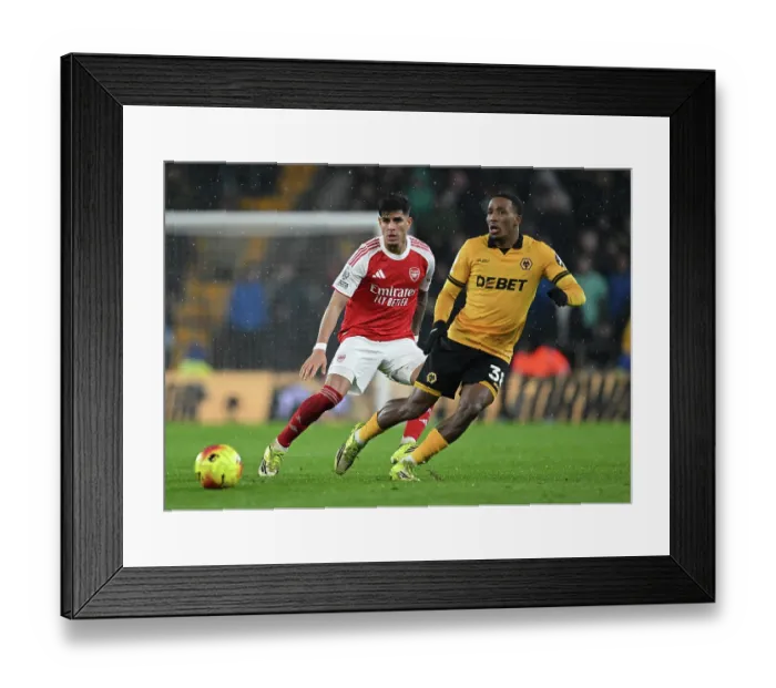 Framed Print : Wolverhampton Wanderers v Arsenal - Premier League Framed Print : Wolverhampton Wanderers v Arsenal - Premier League