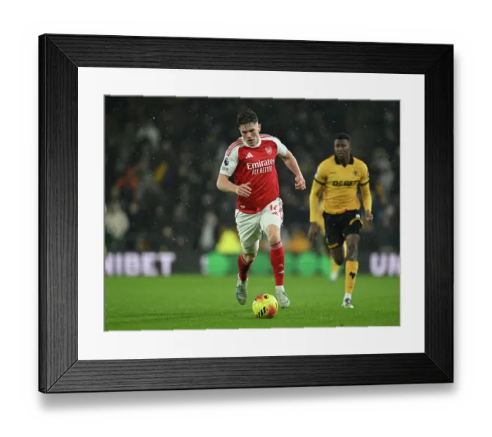 Framed Print : Wolverhampton Wanderers v Arsenal - Premier League Framed Print : Wolverhampton Wanderers v Arsenal - Premier League