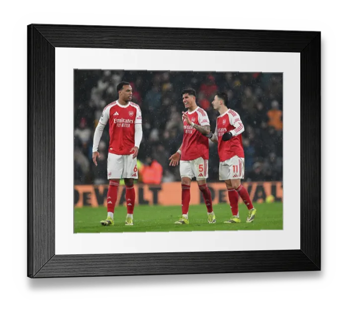 Framed Print : Wolverhampton Wanderers v Arsenal - Premier League