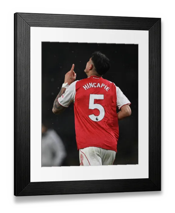 Framed Print : Wolverhampton Wanderers v Arsenal - Premier League Framed Print : Wolverhampton Wanderers v Arsenal - Premier League