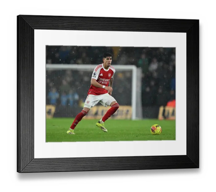 Framed Print : Wolverhampton Wanderers v Arsenal - Premier League
