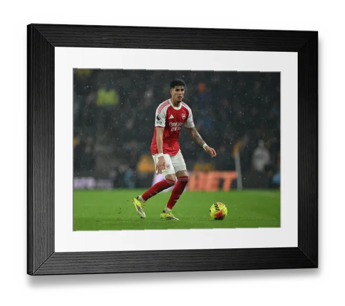 Framed Print : Wolverhampton Wanderers v Arsenal - Premier League