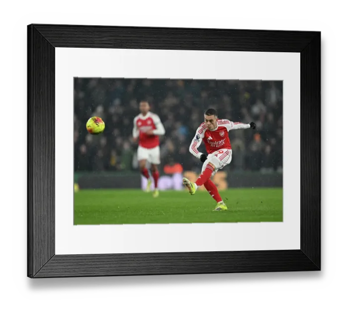 Framed Print : Wolverhampton Wanderers v Arsenal - Premier League Framed Print : Wolverhampton Wanderers v Arsenal - Premier League