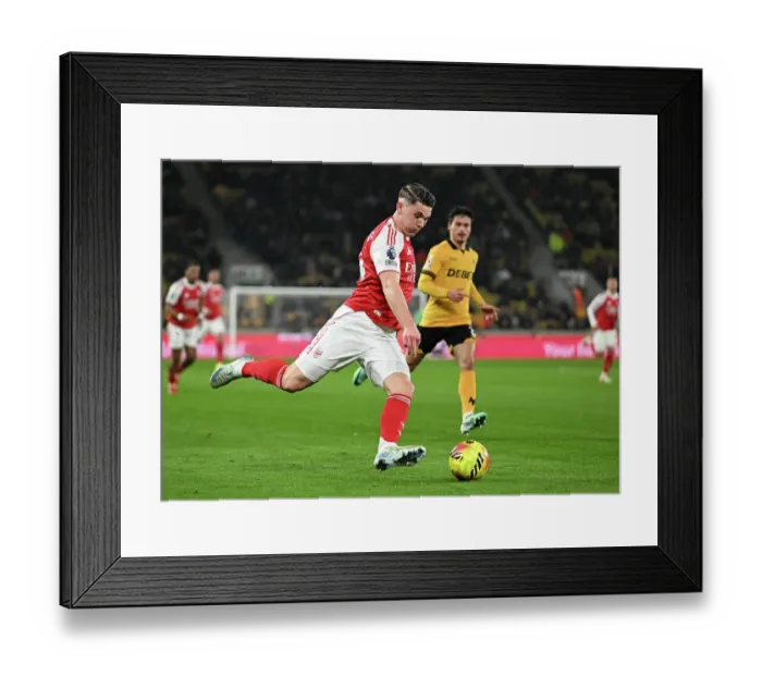 Framed Print : Wolverhampton Wanderers v Arsenal - Premier League