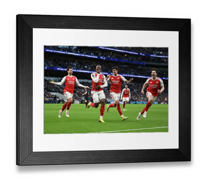 Framed Print : Tottenham Hotspur v Arsenal - Premier League