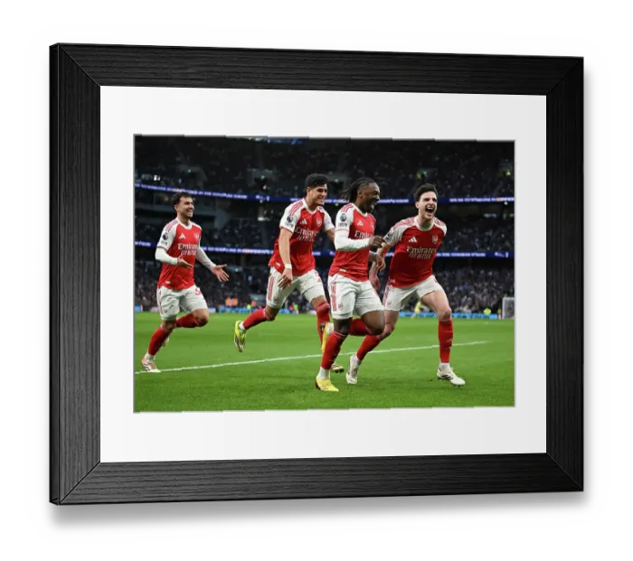 Framed Print : Tottenham Hotspur v Arsenal - Premier League Framed Print : Tottenham Hotspur v Arsenal - Premier League