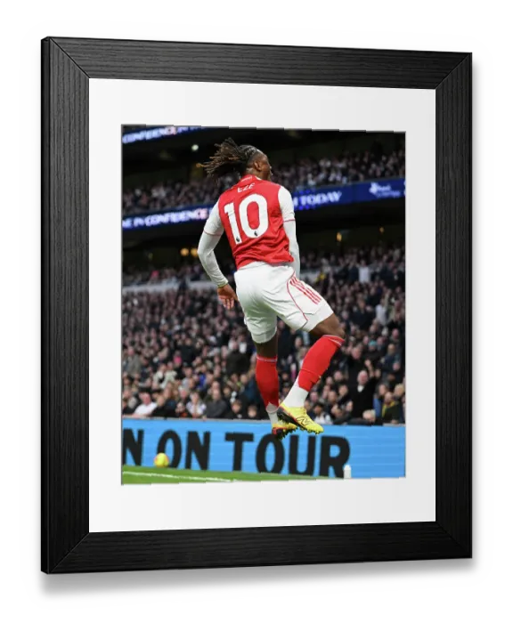 Framed Print : Tottenham Hotspur v Arsenal - Premier League Framed Print : Tottenham Hotspur v Arsenal - Premier League