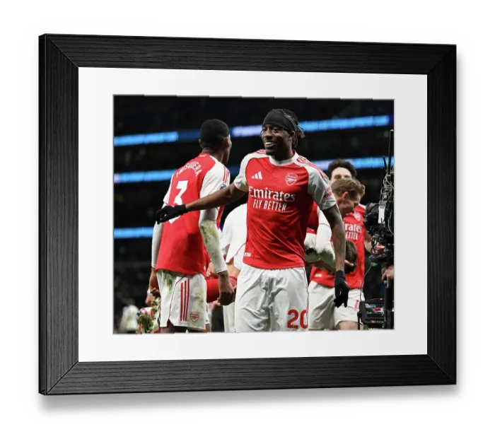 Framed Print : Tottenham Hotspur v Arsenal - Premier League Framed Print : Tottenham Hotspur v Arsenal - Premier League