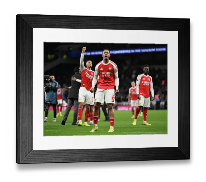 Framed Print : Tottenham Hotspur v Arsenal - Premier League Framed Print : Tottenham Hotspur v Arsenal - Premier League