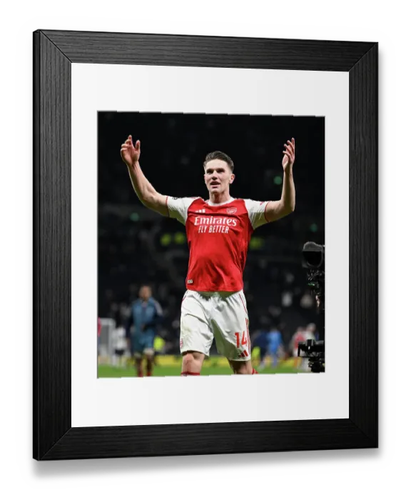 Framed Print : Tottenham Hotspur v Arsenal - Premier League