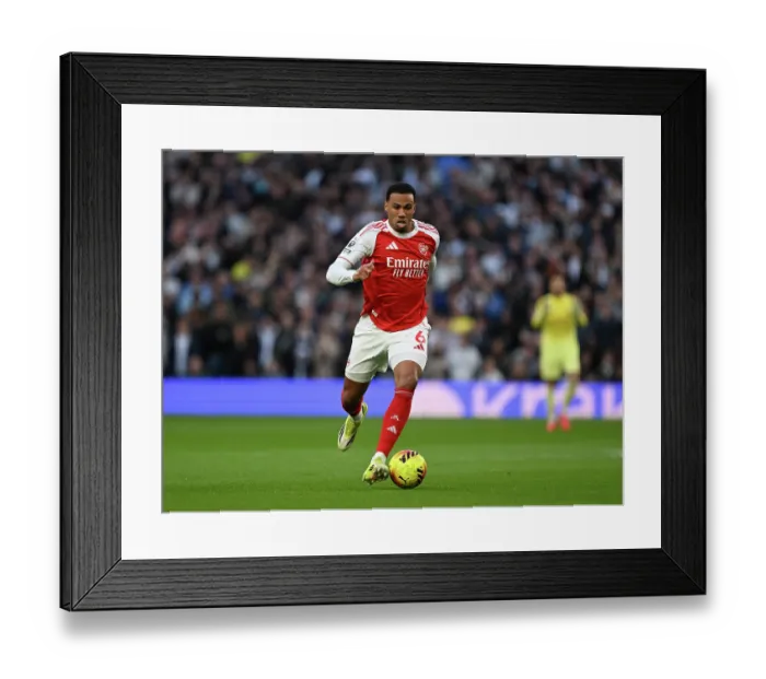 Framed Print : Tottenham Hotspur v Arsenal - Premier League