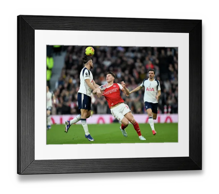 Framed Print : Tottenham Hotspur v Arsenal - Premier League