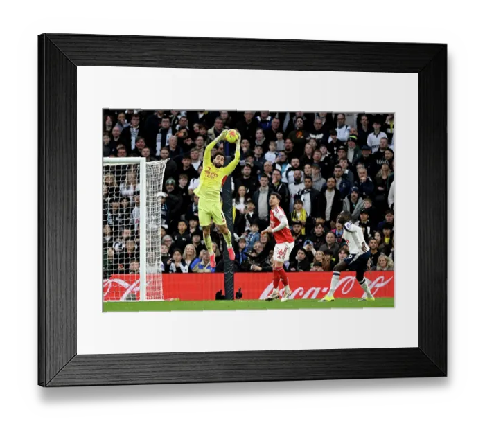 Framed Print : Tottenham Hotspur v Arsenal - Premier League Framed Print : Tottenham Hotspur v Arsenal - Premier League