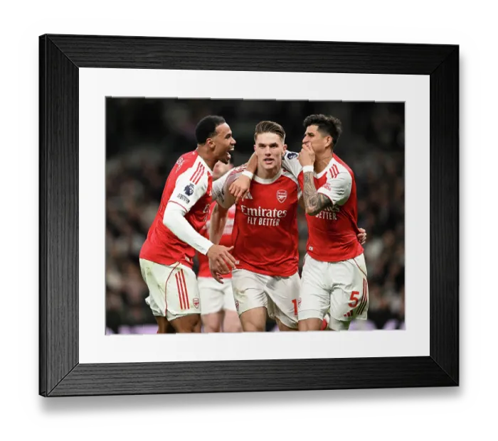 Framed Print : Tottenham Hotspur v Arsenal - Premier League Framed Print : Tottenham Hotspur v Arsenal - Premier League