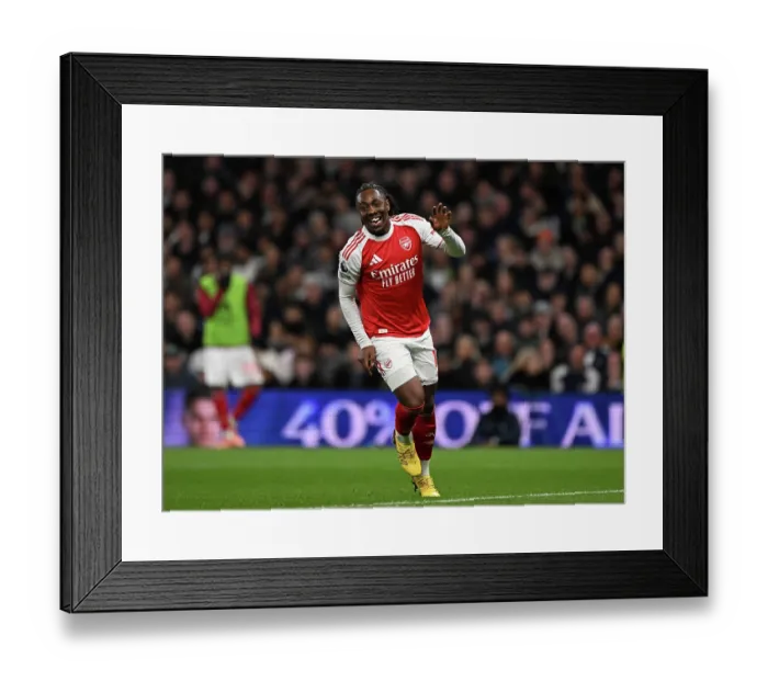 Framed Print : Tottenham Hotspur v Arsenal - Premier League